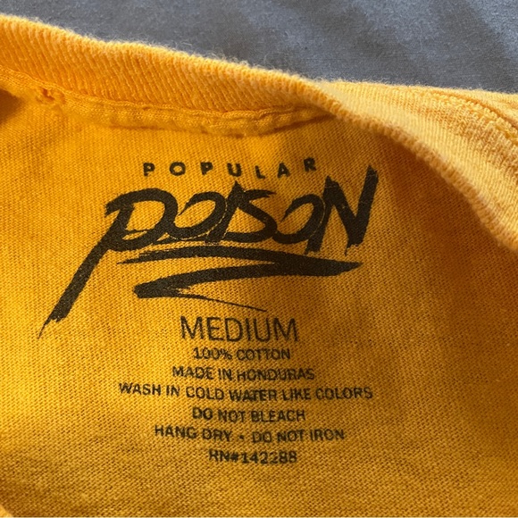 Popular Poison Tokyo t-shirt sz medium - Picture 3 of 6